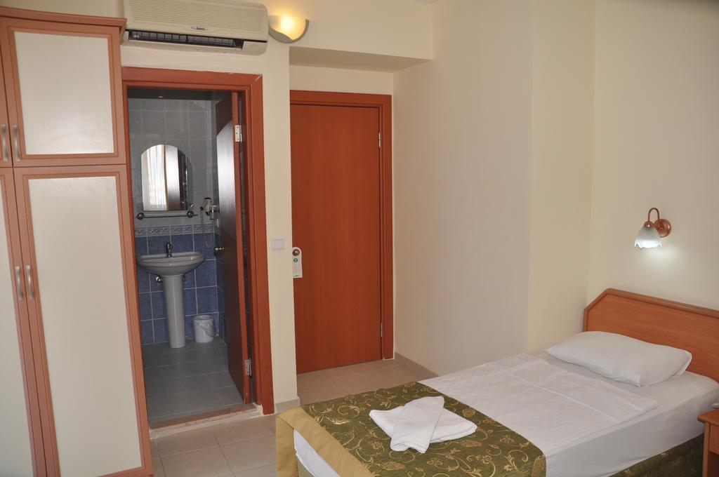 Guler Hotell 3*